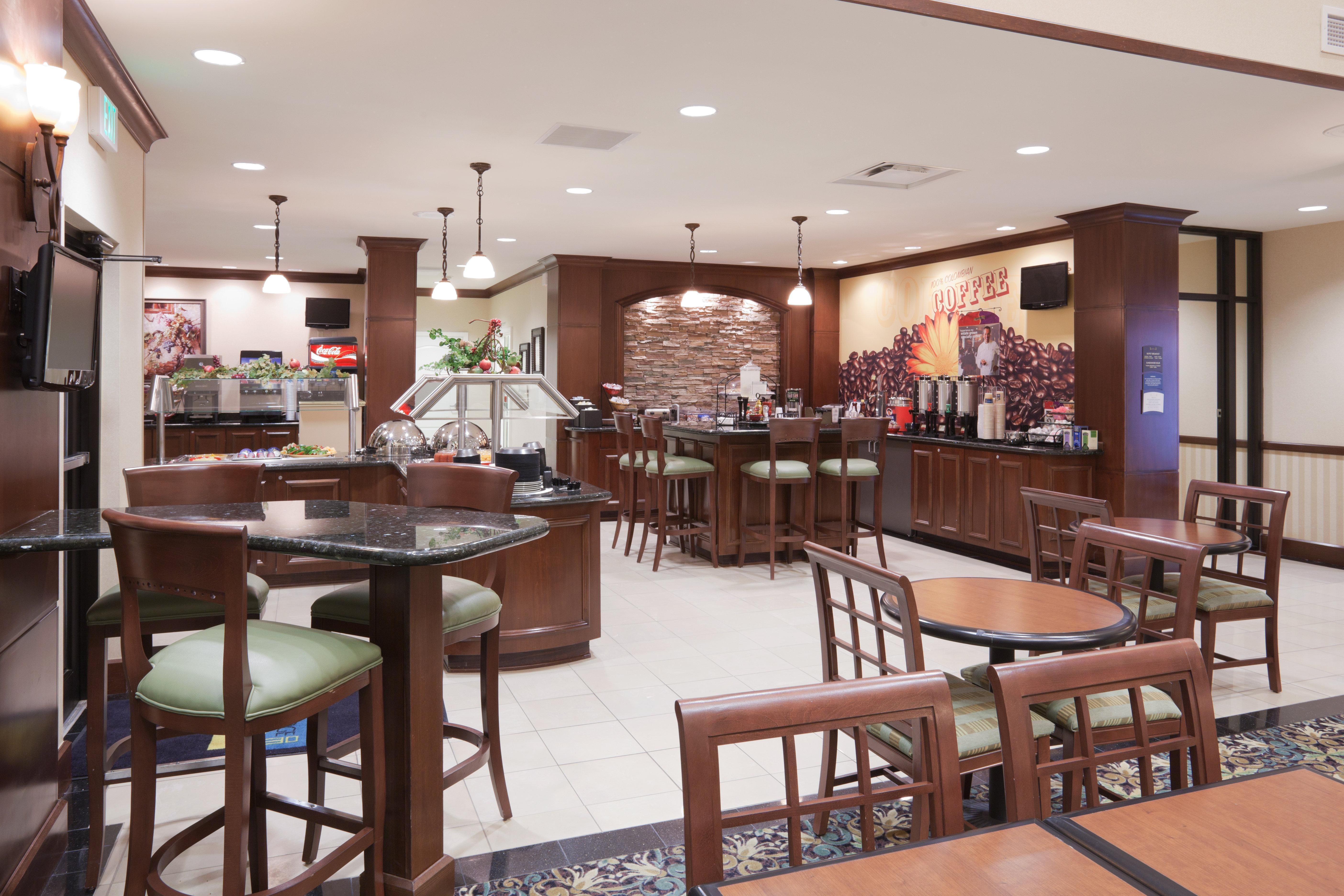 Staybridge Suites Lafayette-Airport By Ihg Exterior photo