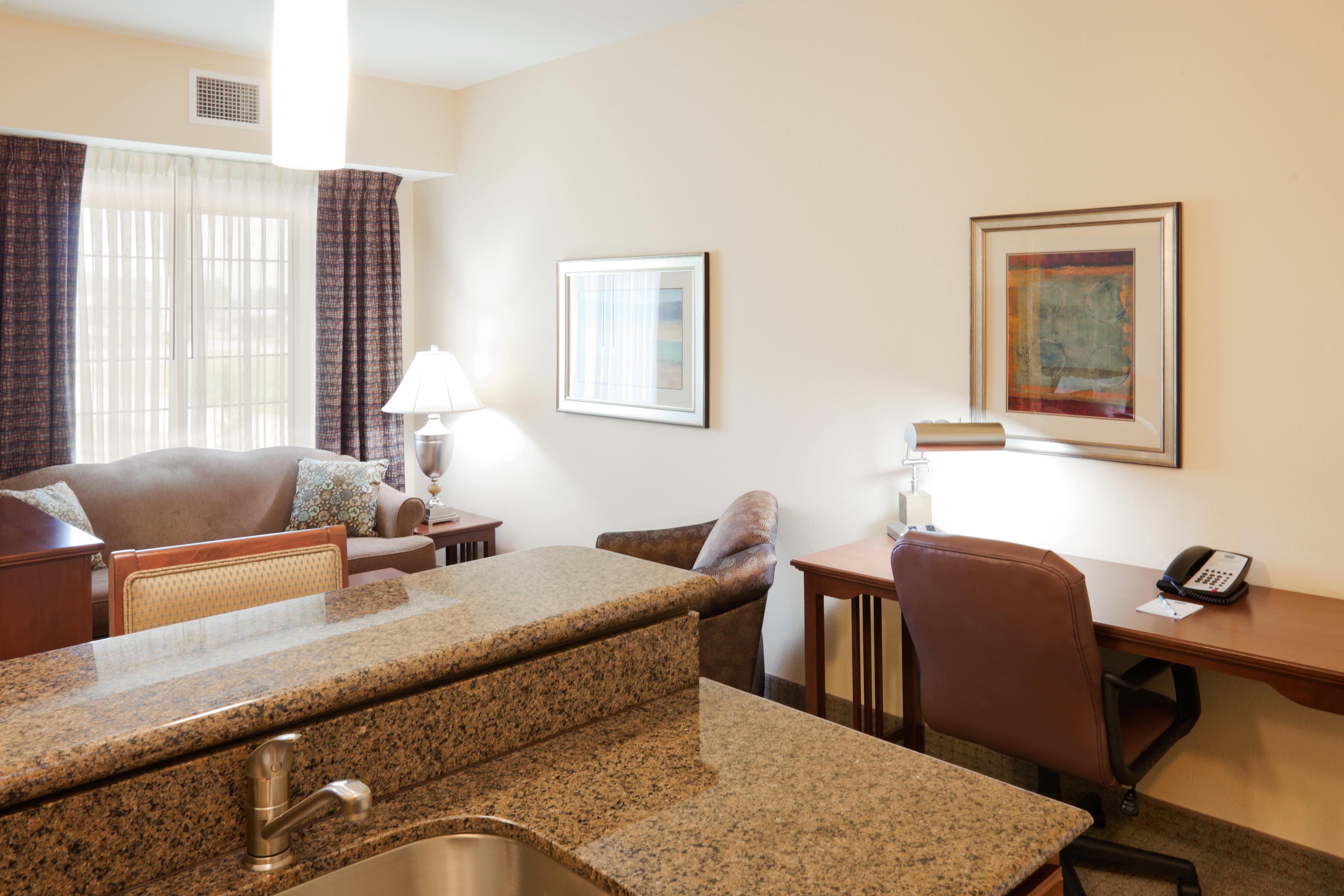 Staybridge Suites Lafayette-Airport By Ihg Room photo