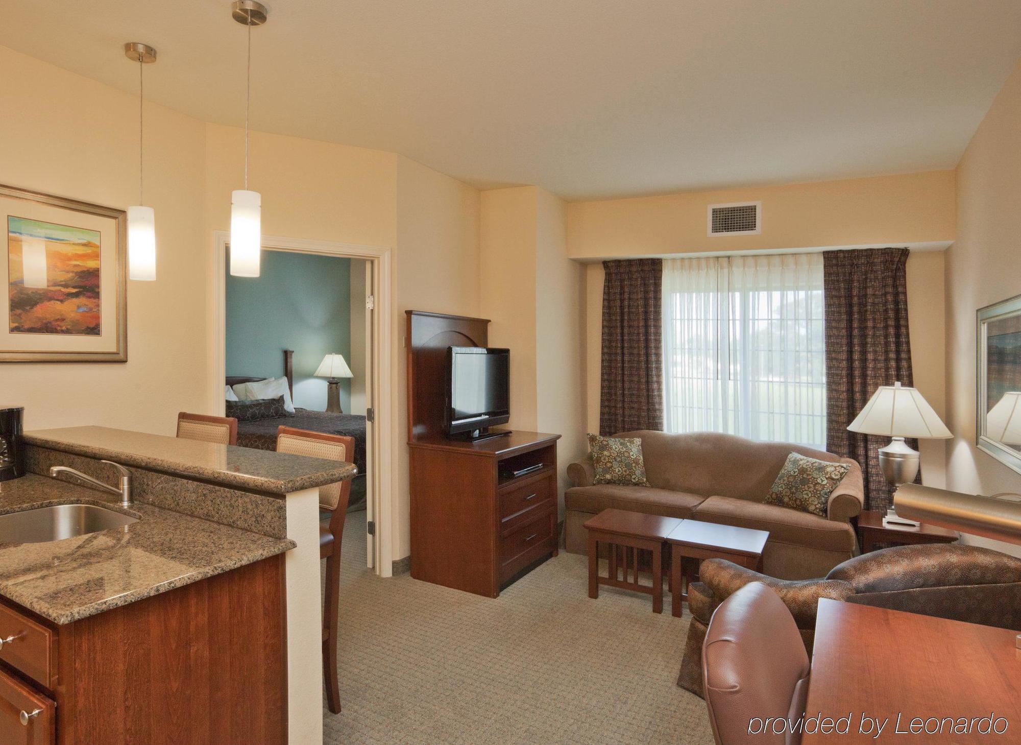 Staybridge Suites Lafayette-Airport By Ihg Room photo
